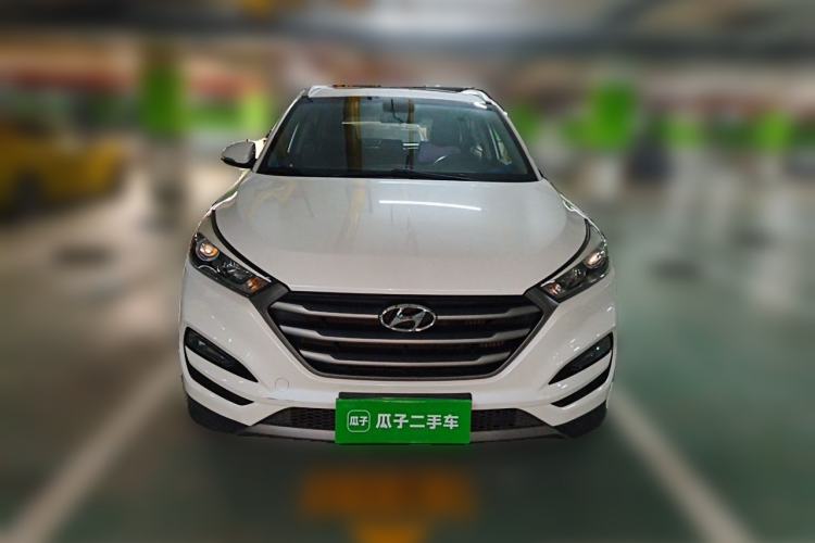 Used Hyundai Tucson 2015 1.6T Dual-Clutch Two-Wheel-Drive Smart Model Front