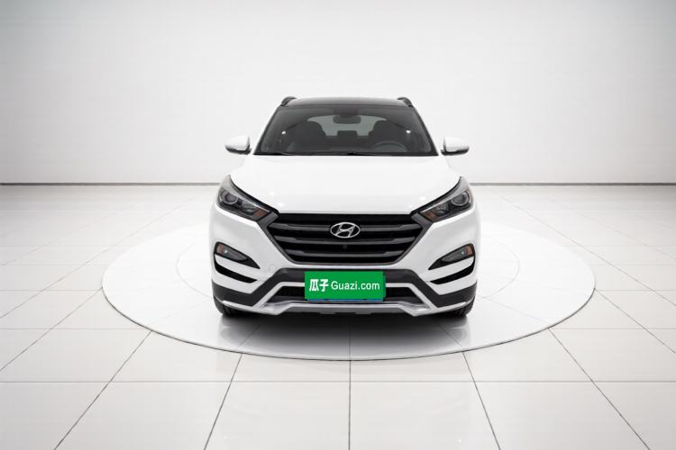Used Hyundai Tucson 2015 1.6T Dual-Clutch Two-Wheel-Drive Leading Model Front