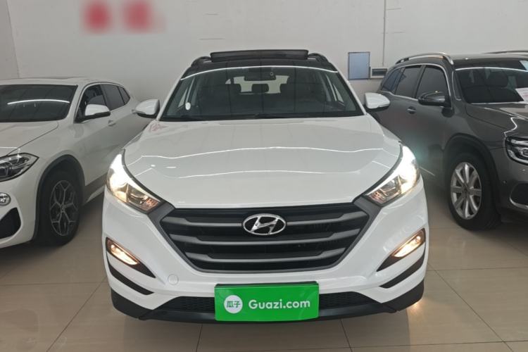Used Hyundai Tucson 2015 1.6T Dual-Clutch Two-Wheel-Drive Leading Model Front