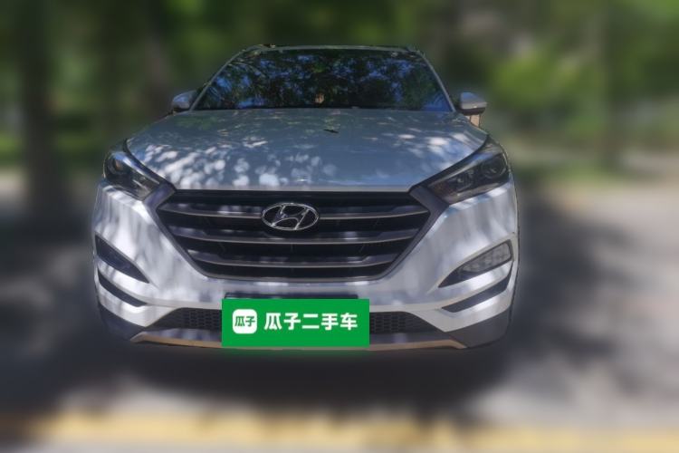 Used Hyundai Tucson 2015 1.6T Dual-Clutch Two-Wheel-Drive Smart Model Front