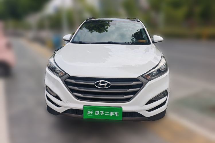 Used Hyundai Tucson 2015 1.6T Dual-Clutch Two-Wheel-Drive Smart Model Front