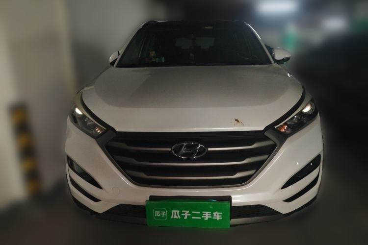Used Hyundai Tucson 2015 1.6T Dual-Clutch Two-Wheel-Drive Smart Model Front