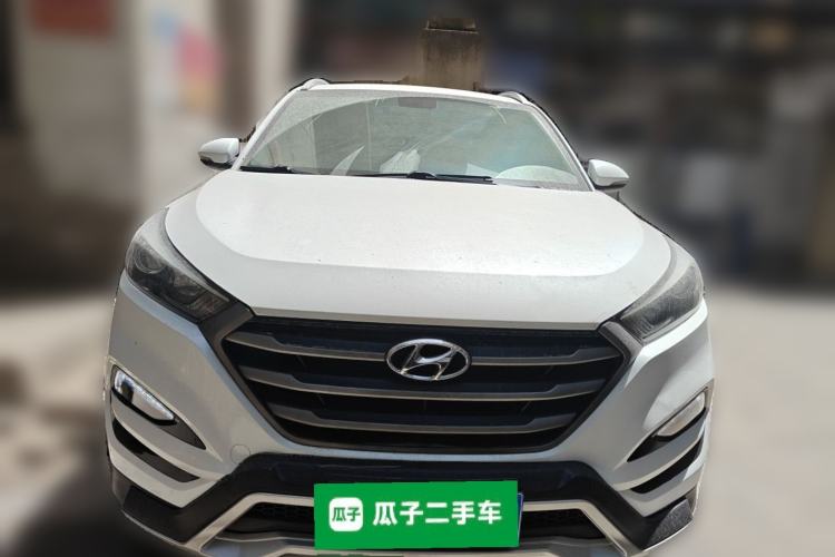 Used Hyundai Tucson 2015 1.6T Dual-Clutch Two-Wheel-Drive Smart Model Front