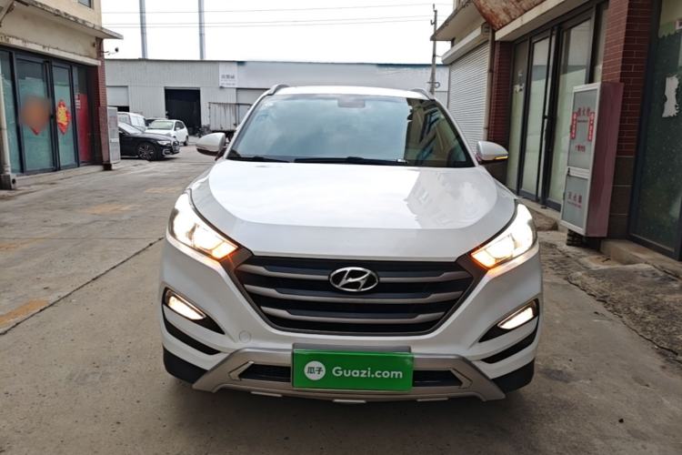 Used Hyundai Tucson 2015 1.6T Dual-Clutch Two-Wheel-Drive Smart Model Front