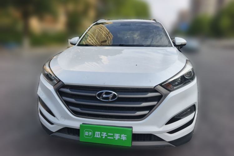 Used Hyundai Tucson 2015 1.6T Dual-Clutch Two-Wheel-Drive Smart Model Front