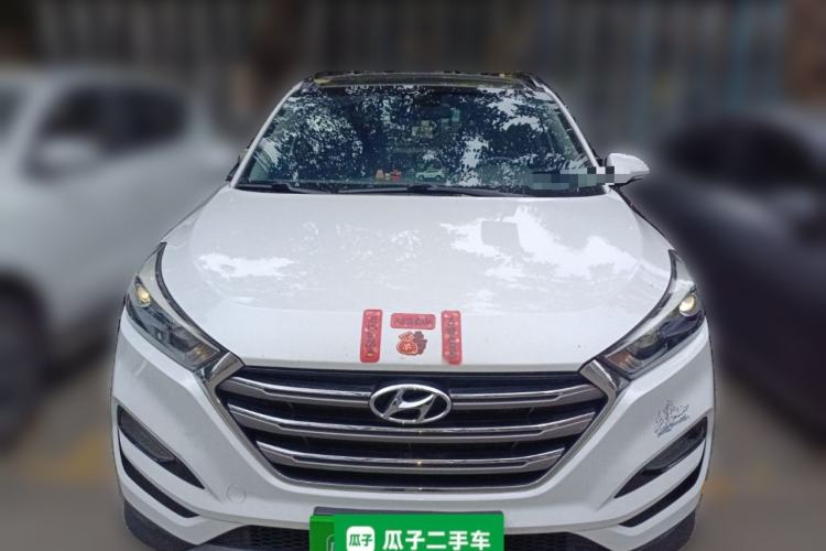 Used Hyundai Tucson 2015 1.6T Dual-Clutch Four-Wheel Drive Flagship Model Front