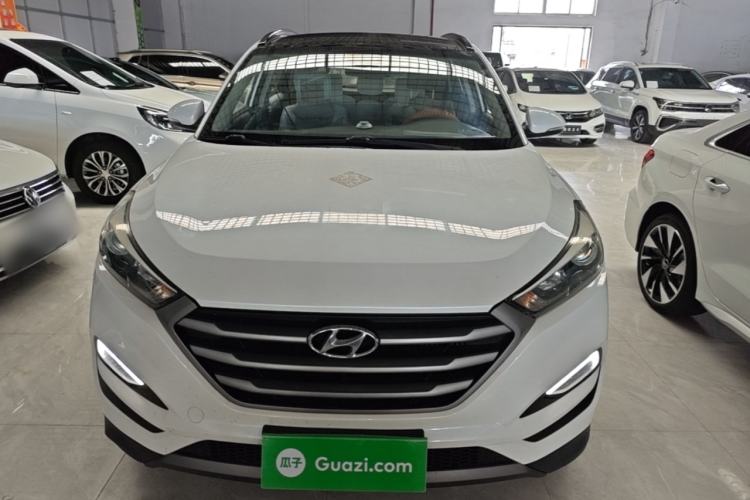 Used Hyundai Tucson 2015 1.6T Dual-Clutch Two-Wheel-Drive Smart Model Front