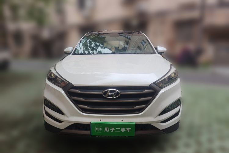Used Hyundai Tucson 2015 1.6T Dual-Clutch Two-Wheel-Drive Smart Model Front
