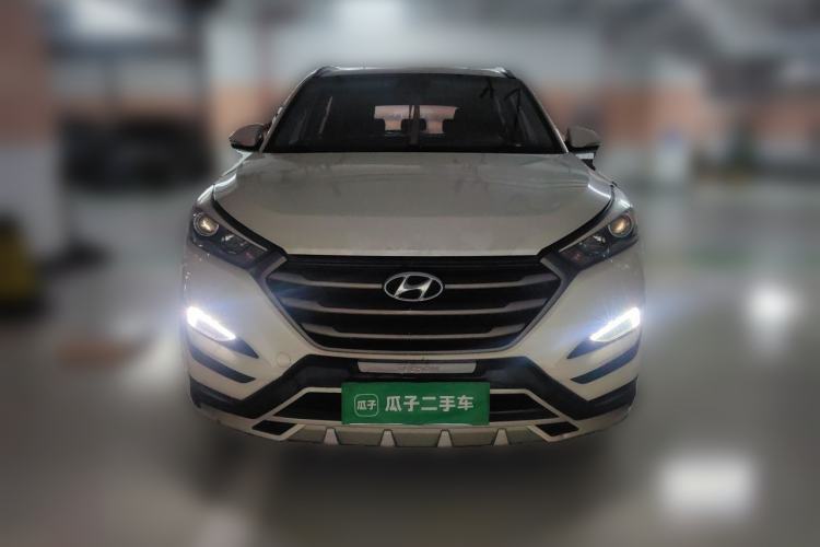 Used Hyundai Tucson 2015 1.6T Dual-Clutch Two-Wheel-Drive Smart Model Front