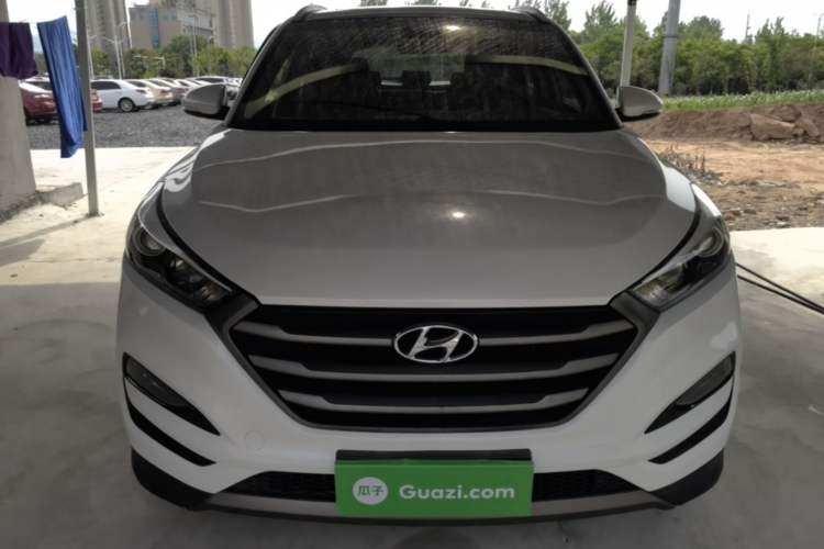 Used Hyundai Tucson 2015 1.6T Dual-Clutch Two-Wheel-Drive Smart Model Front