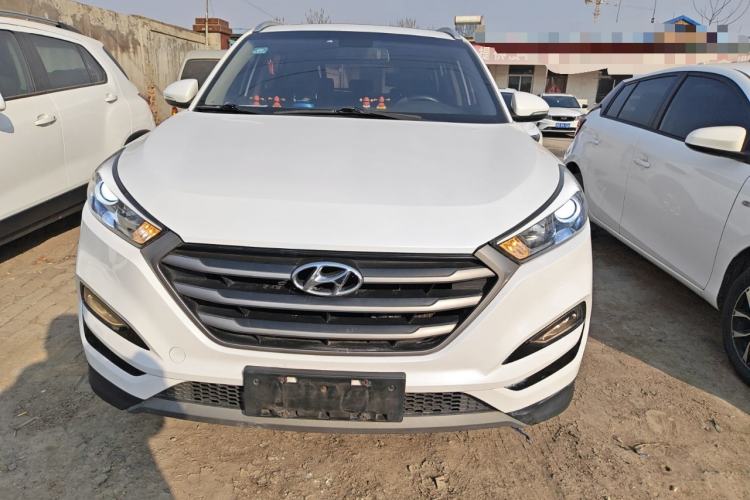 Used Hyundai Tucson 2015 1.6T Dual-Clutch Two-Wheel-Drive Smart Model Front