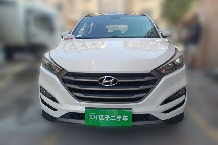 Used Hyundai Tucson 2015 1.6T Dual-Clutch Two-Wheel-Drive Smart Model Front