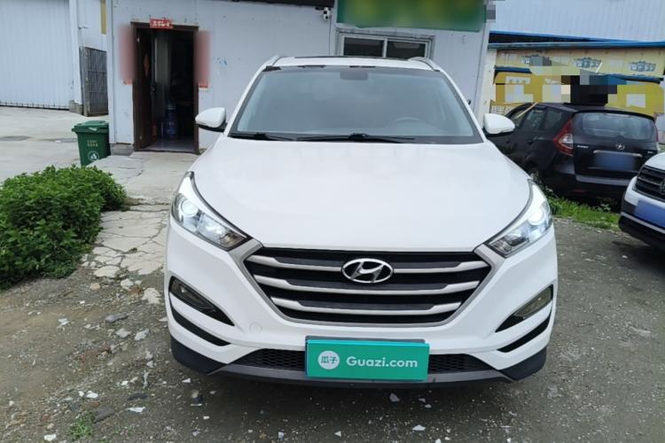 Used Hyundai Tucson 2015 1.6T Dual-Clutch Two-Wheel-Drive Smart Model Front