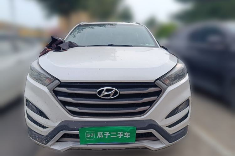 Used Hyundai Tucson 2015 2.0L Automatic Two-Wheel Drive Smart Version Front