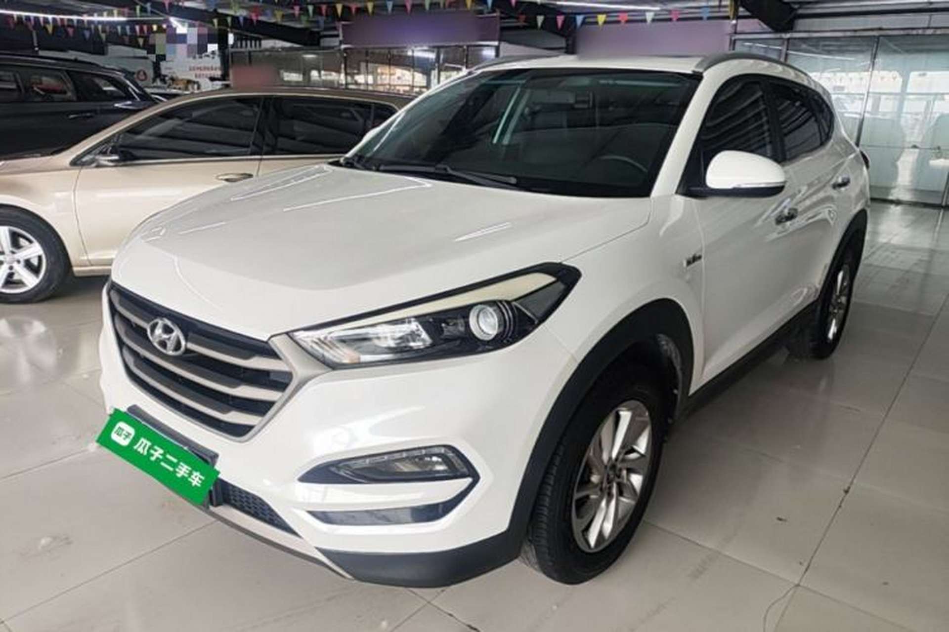 Used Hyundai Tucson 2015 1.6T Dual-Clutch Two-Wheel-Drive Smart Model Front Left 45 Deg