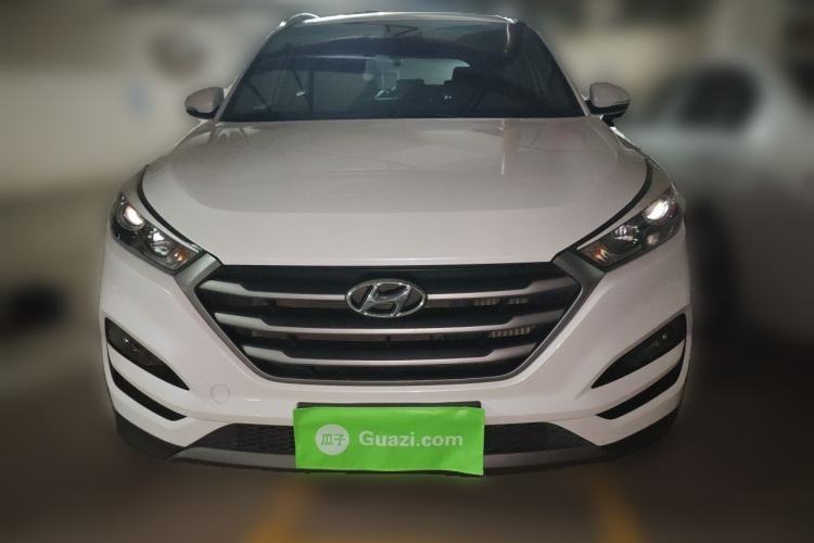 Used Hyundai Tucson 2015 1.6T Dual-Clutch Two-Wheel-Drive Smart Model Front