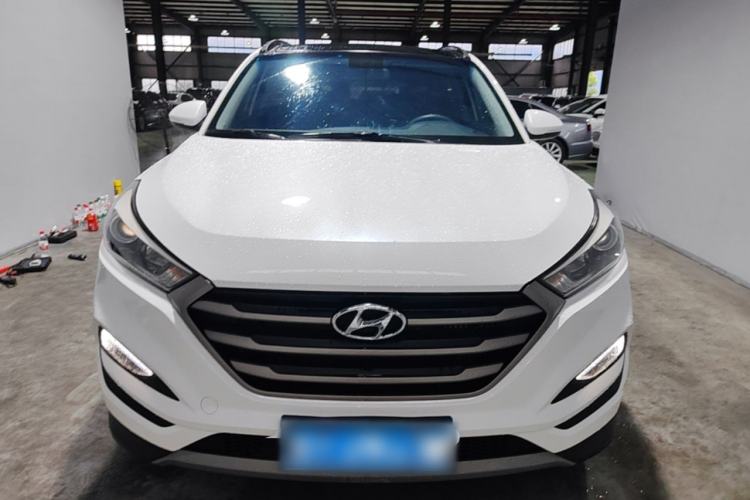 Used Hyundai Tucson 2015 1.6T Dual-Clutch Two-Wheel-Drive Smart Model Front