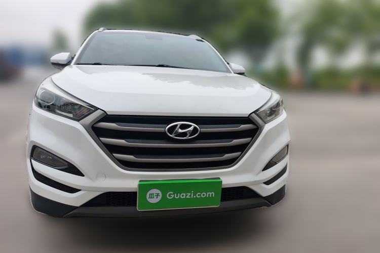Used Hyundai Tucson 2015 1.6T Dual-Clutch Two-Wheel-Drive Smart Model Front