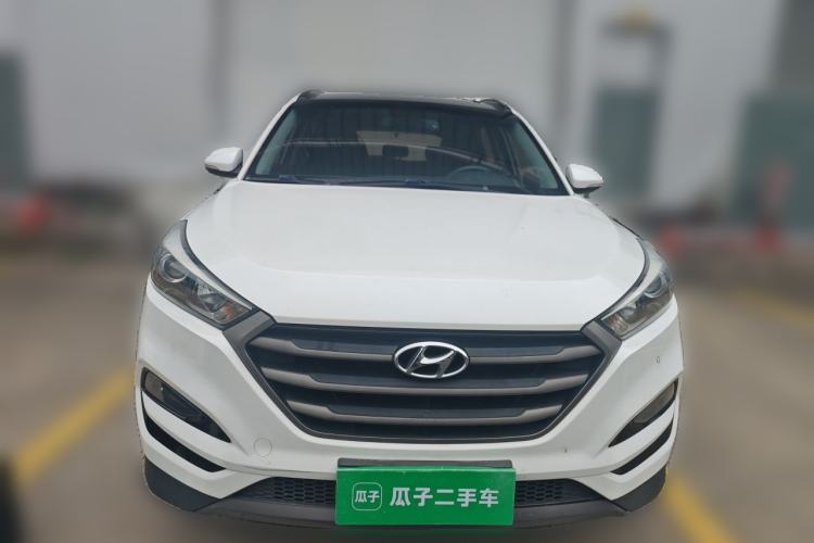 Used Hyundai Tucson 2015 1.6T Dual-Clutch Four-Wheel Drive Flagship Model Front