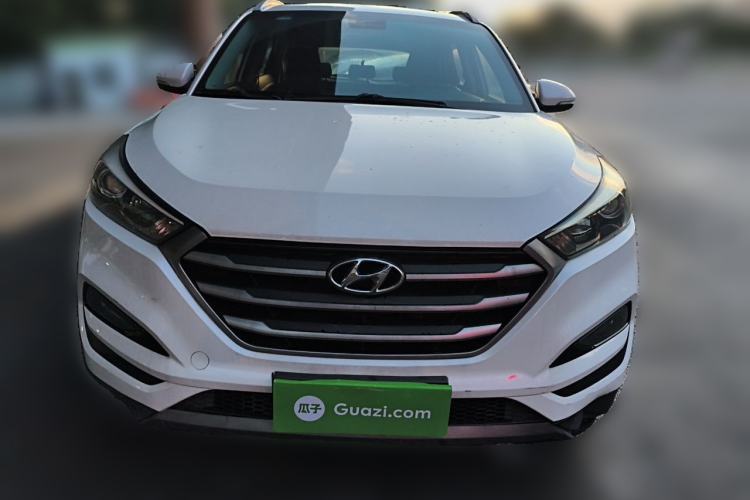 Used Hyundai Tucson 2015 1.6T Dual-Clutch Two-Wheel-Drive Smart Model Front