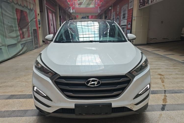 Used Hyundai Tucson 2015 1.6T Dual-Clutch Two-Wheel-Drive Smart Model Front