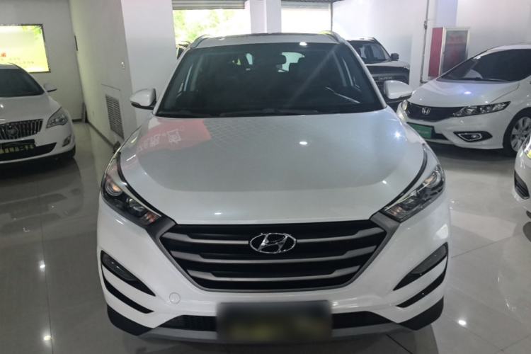Used Hyundai Tucson 2015 1.6T Dual-Clutch Two-Wheel-Drive Smart Model Front