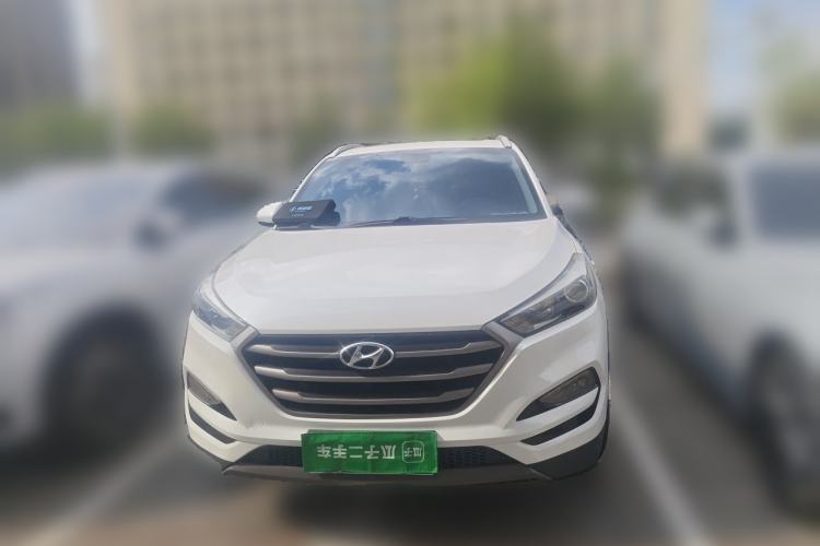 Used Hyundai Tucson 2015 1.6T Dual-Clutch Two-Wheel-Drive Smart Model Front