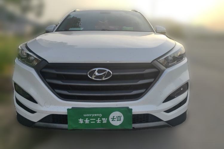 Used Hyundai Tucson 2015 1.6T Dual-Clutch Two-Wheel-Drive Smart Model Front