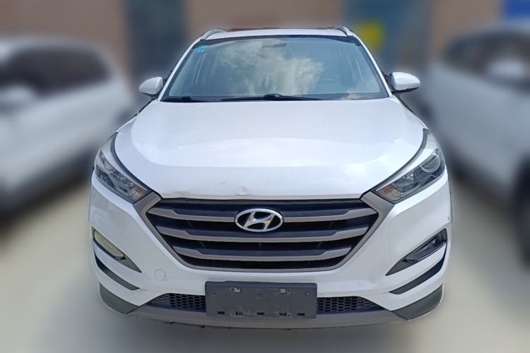 Used Hyundai Tucson 2015 1.6T Dual-Clutch Two-Wheel-Drive Smart Model Front