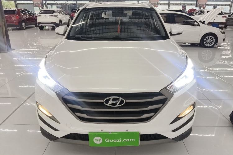 Used Hyundai Tucson 2015 1.6T Dual-Clutch Two-Wheel-Drive Smart Model Front