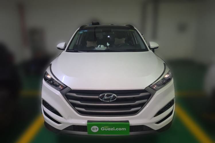 Used Hyundai Tucson 2015 1.6T Dual-Clutch Two-Wheel-Drive Smart Model Front