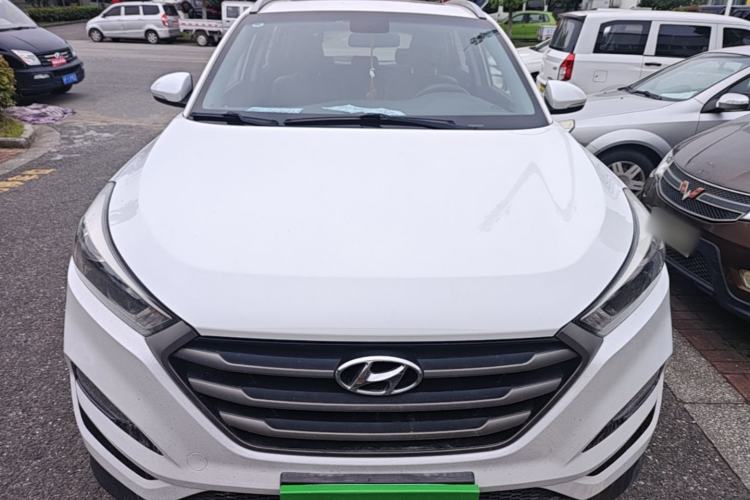 Used Hyundai Tucson 2015 1.6T Dual-Clutch Two-Wheel-Drive Smart Model Front