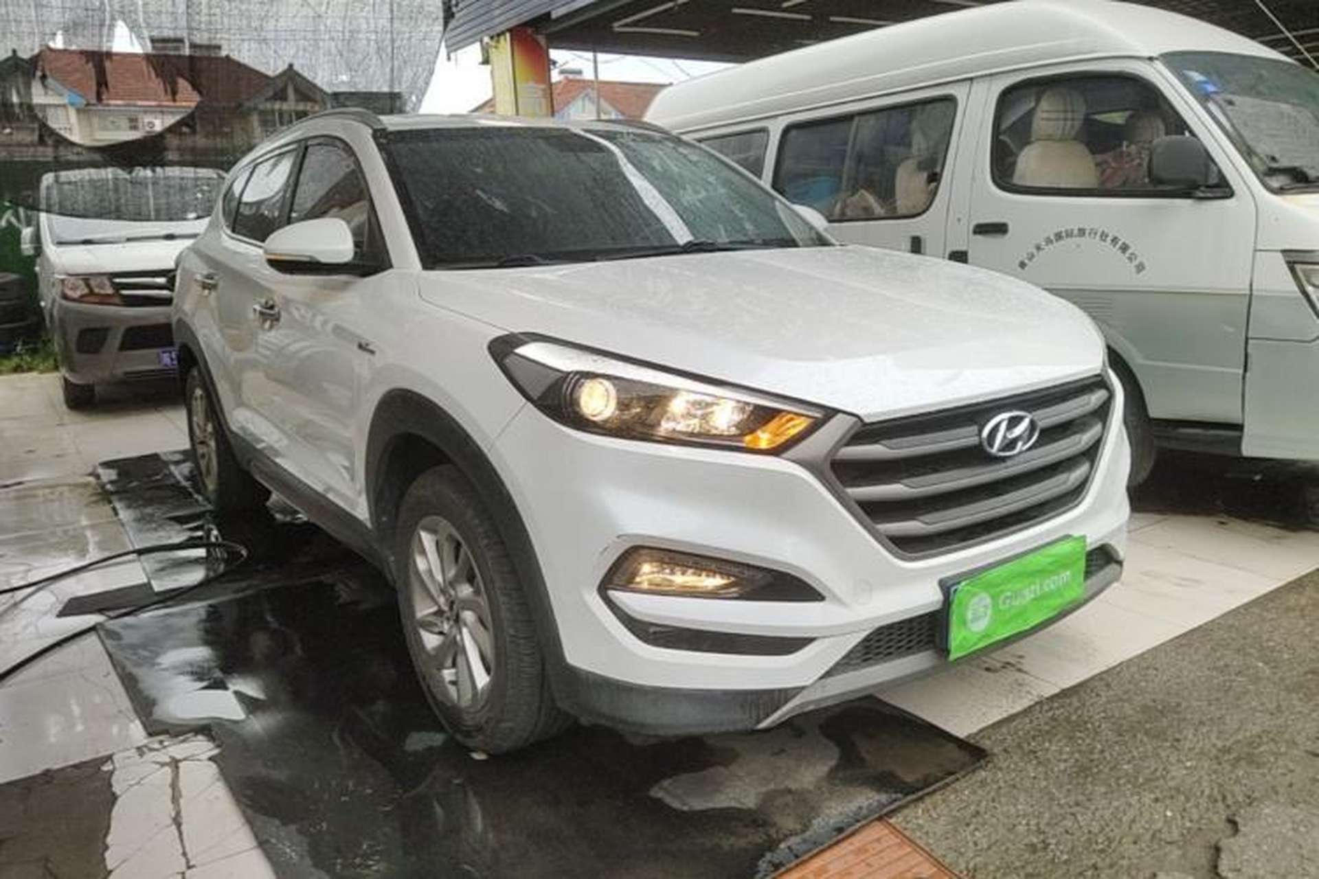 Used Hyundai Tucson 2015 1.6T Dual-Clutch Two-Wheel-Drive Smart Model Front Right 45 Deg