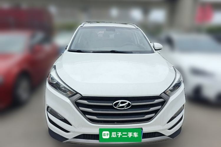 Used Hyundai Tucson 2015 1.6T Dual-Clutch Two-Wheel-Drive Smart Model Front