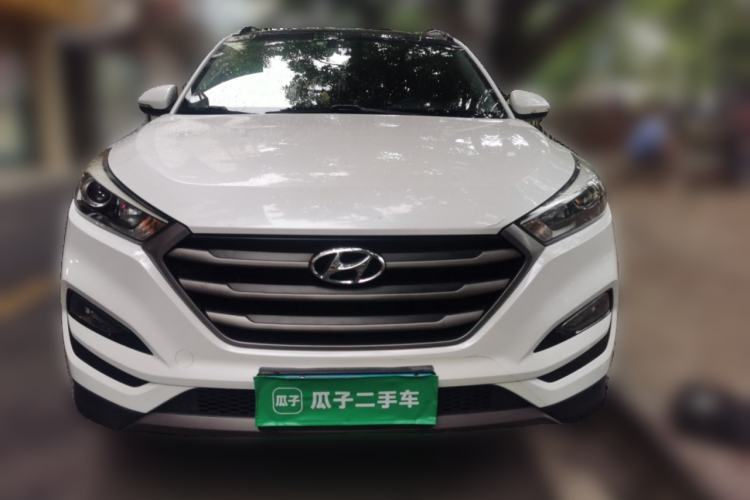 Used Hyundai Tucson 2015 1.6T Dual-Clutch Two-Wheel-Drive Smart Model Front