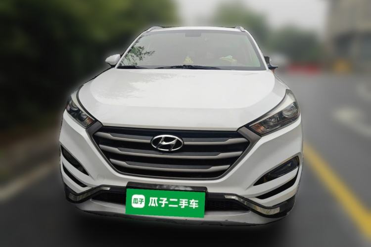 Used Hyundai Tucson 2015 1.6T Dual-Clutch Two-Wheel-Drive Smart Model Front
