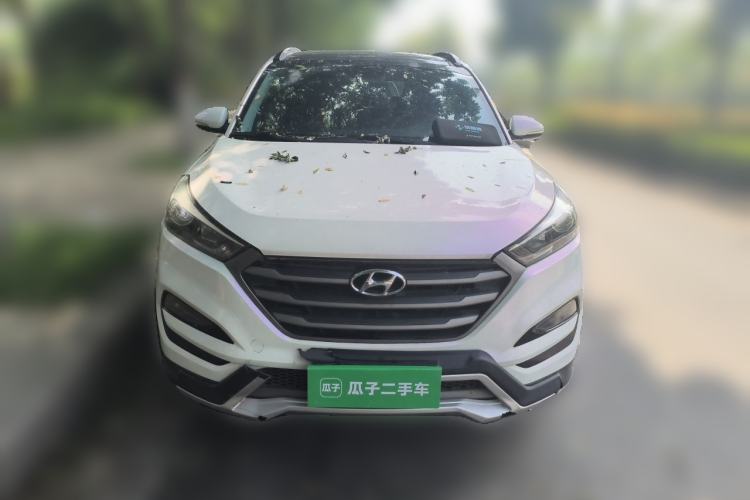 Used Hyundai Tucson 2015 1.6T Dual-Clutch Two-Wheel-Drive Leading Model Front
