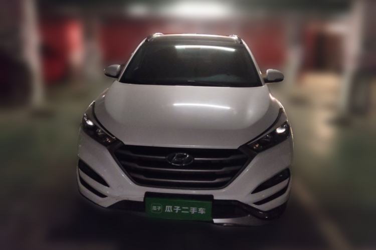Used Hyundai Tucson 2015 1.6T Dual-Clutch Two-Wheel-Drive Leading Model Front