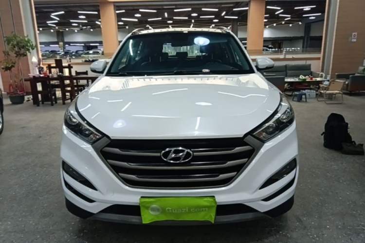 Used Hyundai Tucson 2015 1.6T Dual-Clutch Two-Wheel-Drive Smart Model Front