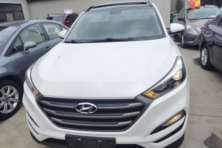 Used Hyundai Tucson 2015 1.6T Dual-Clutch Two-Wheel-Drive Leading Model Front