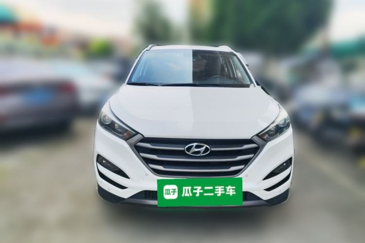 Used Hyundai Tucson 2015 1.6T Dual-Clutch Two-Wheel-Drive Smart Model Front