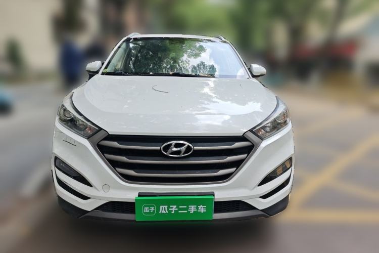 Used Hyundai Tucson 2015 1.6T Dual-Clutch Two-Wheel-Drive Smart Model Front