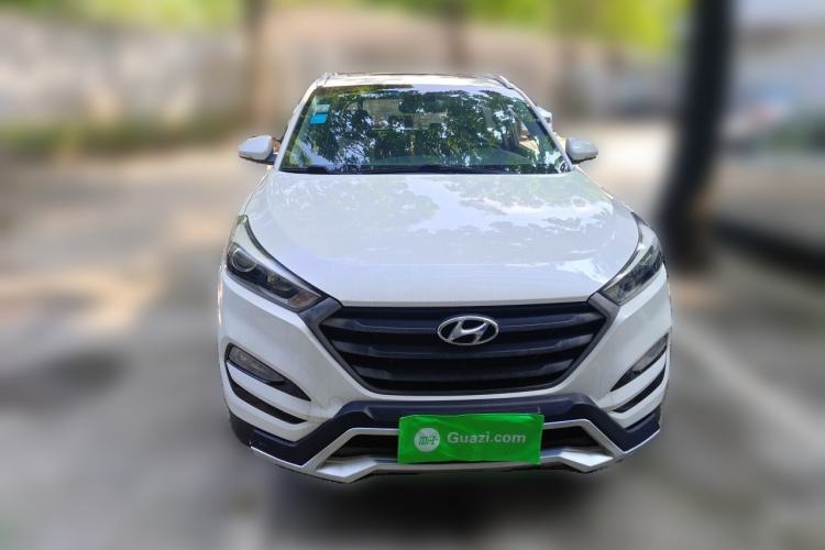 Used Hyundai Tucson 2015 1.6T Dual-Clutch Two-Wheel-Drive Smart Model Front