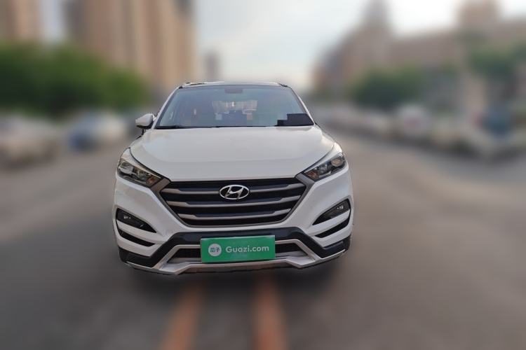 Used Hyundai Tucson 2015 1.6T Dual-Clutch Two-Wheel-Drive Leading Model Front