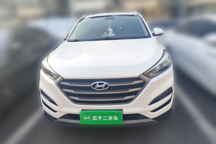 Used Hyundai Tucson 2015 1.6T Dual-Clutch Two-Wheel-Drive Smart Model Front