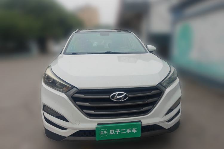 Used Hyundai Tucson 2015 1.6T Dual-Clutch Two-Wheel-Drive Smart Model Front