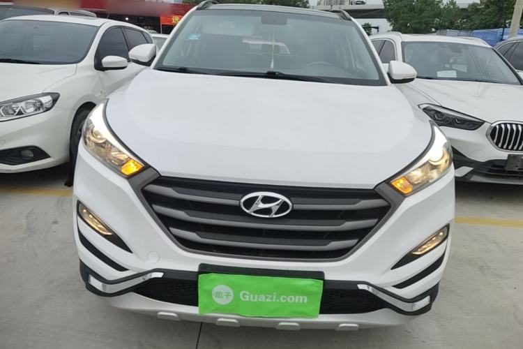 Used Hyundai Tucson 2015 1.6T Dual-Clutch Two-Wheel-Drive Smart Model Front