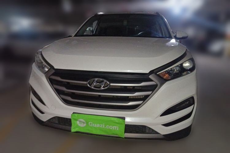 Used Hyundai Tucson 2015 1.6T Dual-Clutch Two-Wheel-Drive Smart Model Front