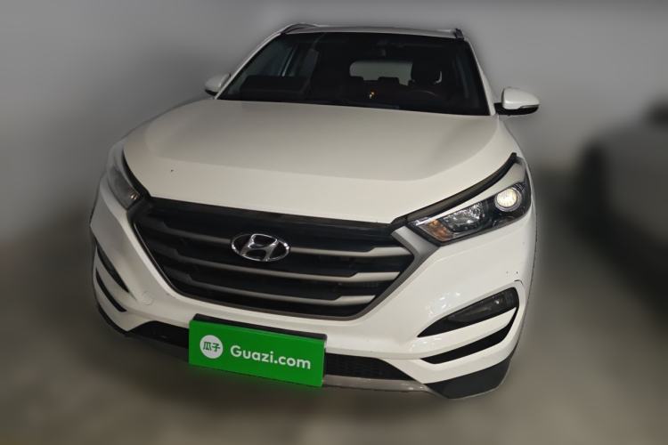 Used Hyundai Tucson 2015 1.6T Dual-Clutch Two-Wheel-Drive Smart Model Front