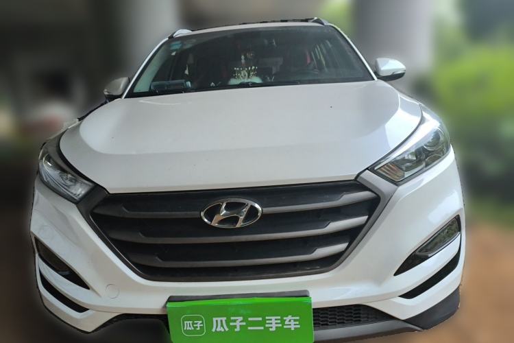 Used Hyundai Tucson 2015 1.6T Dual-Clutch Two-Wheel-Drive Smart Model Front